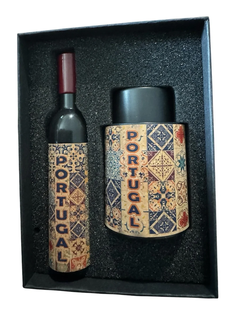 Portugal Tile Wine Bottle opener and stopper set new in box